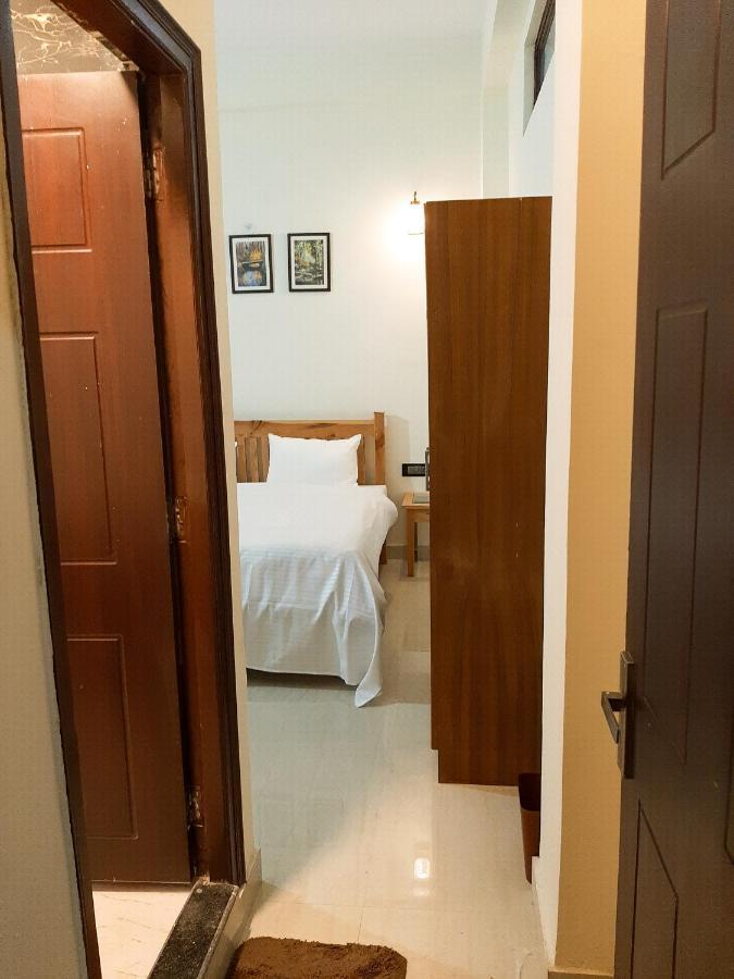 Hotel Oakland Landour Mussoorie Exteriör bild