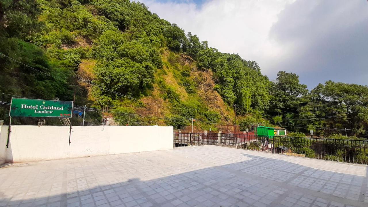 Hotel Oakland Landour Mussoorie Exteriör bild