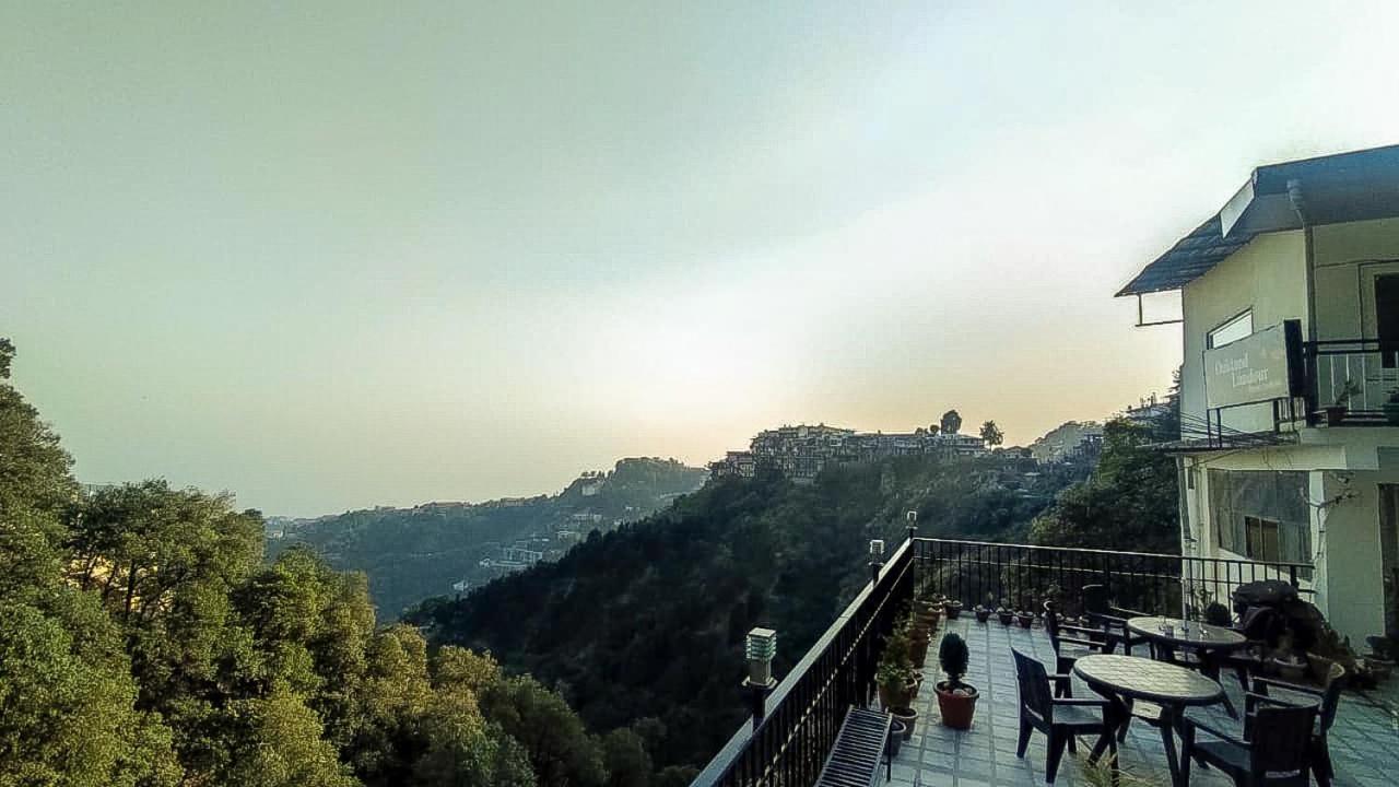 Hotel Oakland Landour Mussoorie Exteriör bild